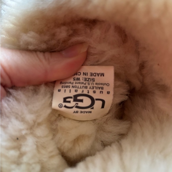 Original Ugg Australia size 5 gently used but in excellent condition - Picture 4 of 6
